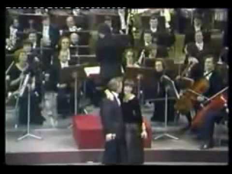 Sharl Aznavour - Mireille Mathieu - Une vie d'amour