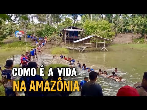 COMO É VIVER ISOLADO NO MEIO DA AMAZÔNIA Festejo de São Cristóvão,Amaturá, interior do Amazonas