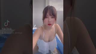 ブラ下過ぎ？ #Shorts #bra #tiktok #video