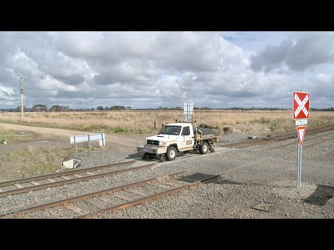 ARTC Hi-Rail Toyota Landcruiser Utility Vehicle (4/5/2022) - PoathTV Australian Trains