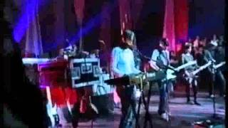 Elastica - Human (with lyrics)