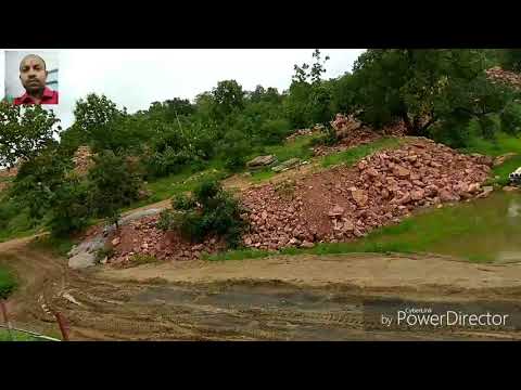 Train Passing through tight tunnel // Old and rusty rail tunnel