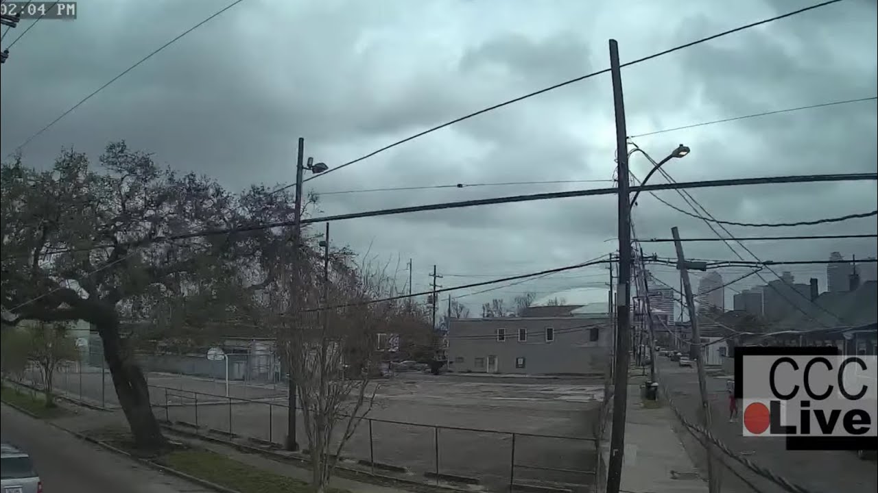 Live webcam view of New Orleans Streetside Corner View