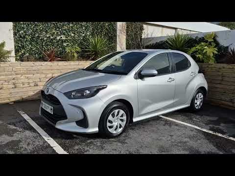 Toyota Yaris 1.5 HYBRID / TAX €160 ( 212 REG) REF: - Image 2