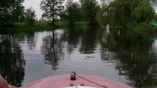 preview picture of video 'kleine Bootsfahrt im Spreewald 2'