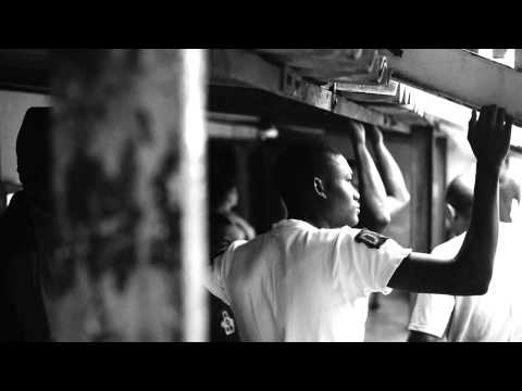 Zetha - Pod Ostrzałem Bomb (MASH UP)