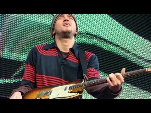 Red Hot Chili Peppers - Around the World (Hyde Park 2004) AMT + SBD