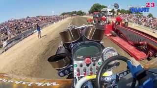 preview picture of video 'Whispering Giant - Tractor Pulling Hajdúböszörmény (Hungary) - 4.5T Modified 2013'