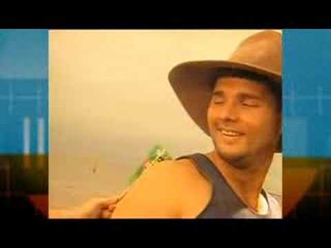download lagu mp3 mp4 Gold Beer On A Stick, download lagu Gold Beer On A Stick gratis, unduh video klip Gold Beer On A Stick