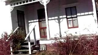 preview picture of video 'Villisca Axe Murder House - An Insider's view of Haunted House (www.haggardshit.com)'