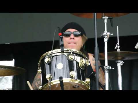 Thumbnail for Lynch Mob - Morning Soundcheck