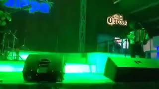 Grupo duelo -va por ahi-