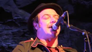 Mad Dog Mcrea - Bee's Wing (Live at Carnglaze Caverns)