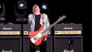 Joe Satriani - "Ice-9" At Hellfest 2016 With Guitar Battle