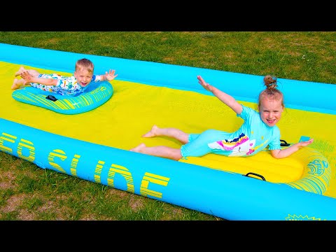 Giant inflatable Water Slide for kids - Gaby and Alex