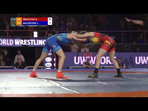 Round 2 WW - 53 kg: M. DRAGUTAN (MDA) v. L. MALANCHUK (UKR)