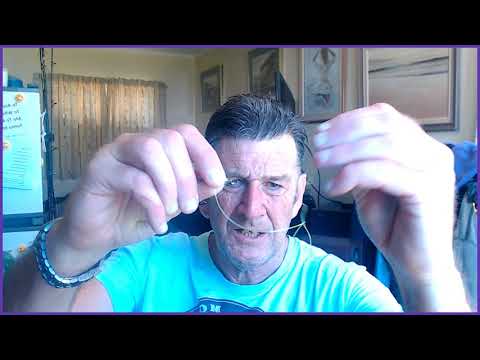 The Pete's Fishing NZ - Tying a snood knot.