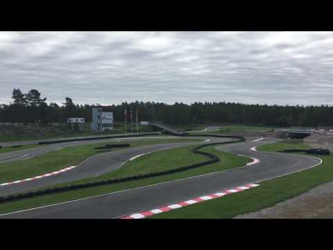 KNA Varna - Første offisielle sjåfør på banen