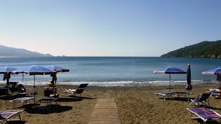 preview picture of video 'Hotel Capo Sud - Cento passi al mare: una brevissima passeggiata dall'hotel alla spiaggia'