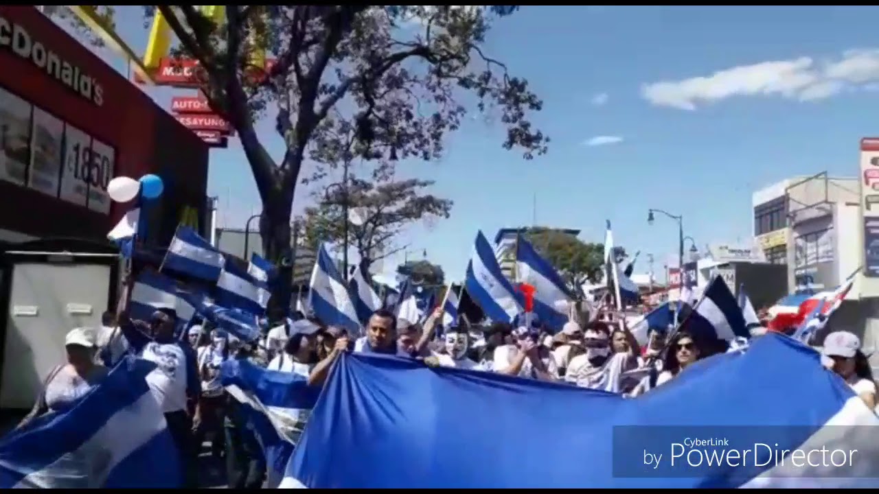 Exiliados Nicas en Costa Rica marchan