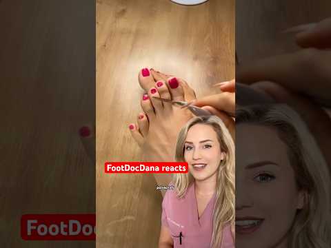 Doctor reacts: born with 12 toes?!