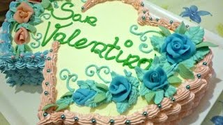Torta di San Valentino decorata con la panna by ItalianCakes