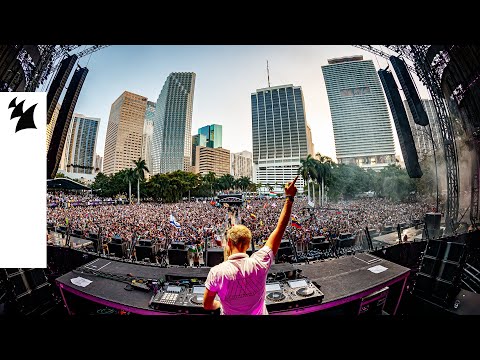 Armin van Buuren & Sam Gray - Dream A Little Dream (Live at UMF Miami 2023)