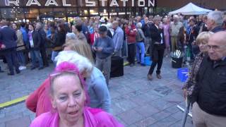49 22 06 Rieneke beneden De Trap slotmanifestatie Rotterdam viert de stad 2016 zo 19 06 16 msd01 46