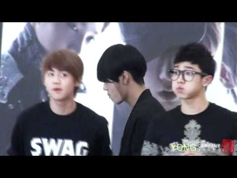 [FANCAM] BEAST 비스트 Junhyung focus @ Youngdeungpo Fansigning Event 110603