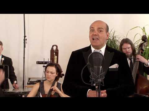 Nun danket alle Gott Jay Alexander