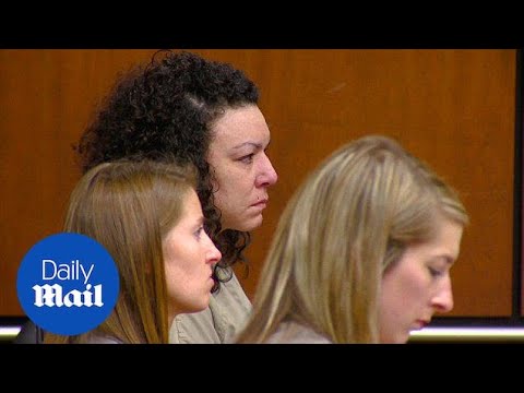 Dynel Lane weeps as the judge hands out 100 year sentance - Daily Mail