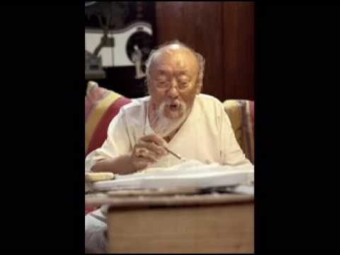 H.E. Chagdud Tulku Rinpoche sculpting