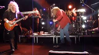 MOLLY HATCHET - Fall of the Peacemakers / Devil's Canyon - Paris 2017