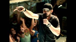 Brantley Gilbert - Bending The Rules And Breaking The Law