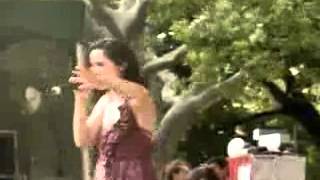 Julieta Venegas @Central Park 2008 - Mira la Vida