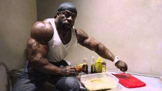 Cooking A High Calorie Meal w/ Kali Muscle