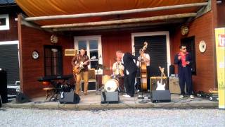 Trickbag featuring West Weston - "License To Drive"