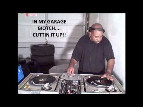 TREACH DJ MR MIXX SCRATCHING TO SAGITARRIUS BLACK