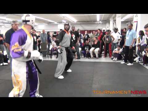 Unknown vs Leon Jefferson Men's Sparring at New England Open 2012