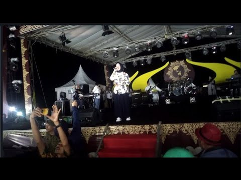 Nissa Sabyan _ ll gemparkan panggung stadion cot gapu bireuen aceh international