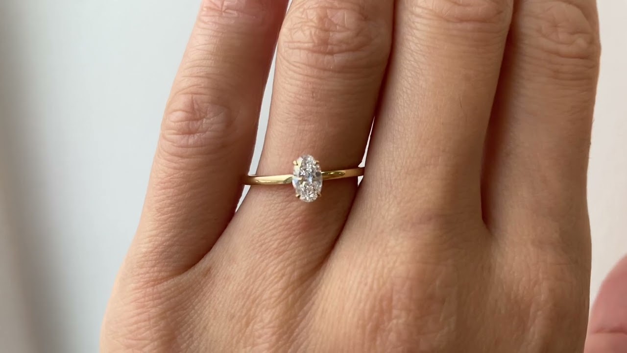0.4 carat Oval Diamond SImple Engagement Ring