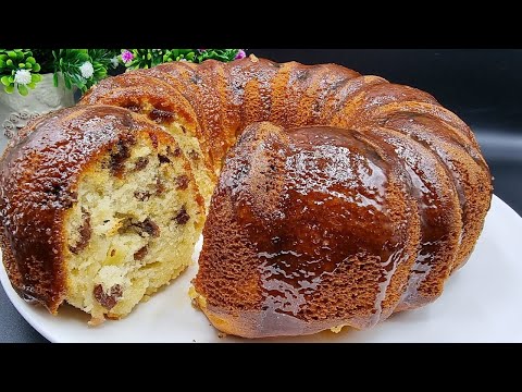 Take apples and make this cake that is driving the world crazy! Very easy and delicious.