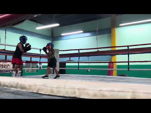 Entrenamiento de guanteo para aumentar resistencia física #nicaragua #boxeo #deportes