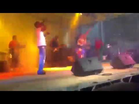Ghetto Princess & Doc J en live avec le group HYPNOSE [aout 2014]
