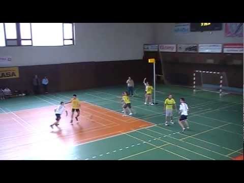 KK Nitra - SKK Dolphins Prievidza 7.1. 2012