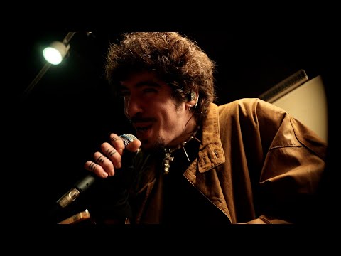 FENU - "Canciones para Gente Emo" en VIVO