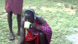 Masai warriors react to Dubstep & Electro