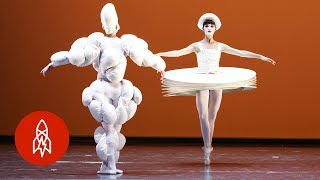 Bauhaus Ballet: A Dance of Geometry