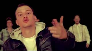 GeilerAsDu - Trampolin