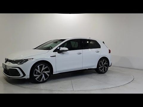 2022 Volkswagen Golf R-Line